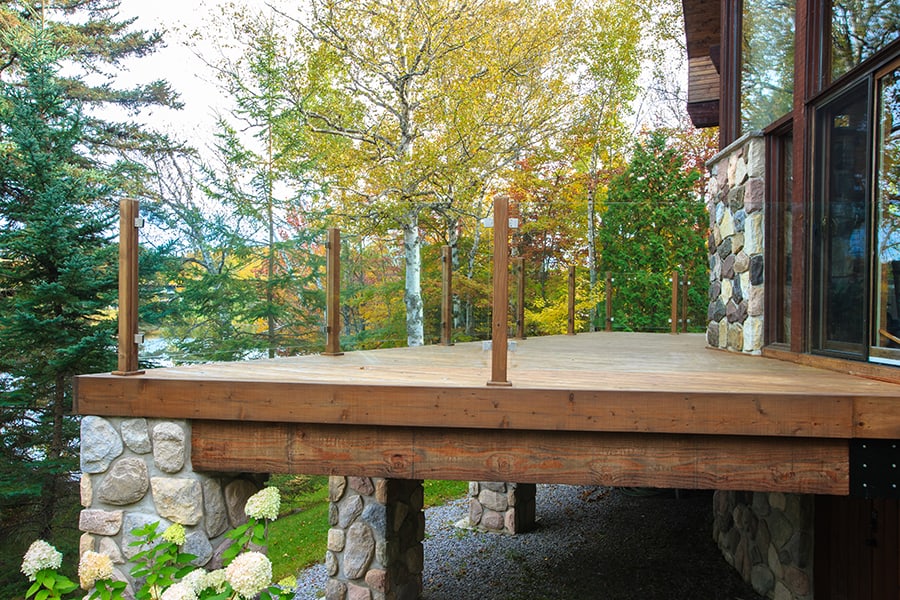 Construction de patios et terrasses en cèdre - Patio du Nord